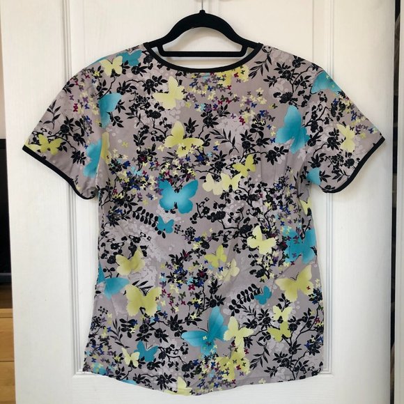 4/$25 ๐ฉ Cherokee - Scrub Top - Picture 2 of 3